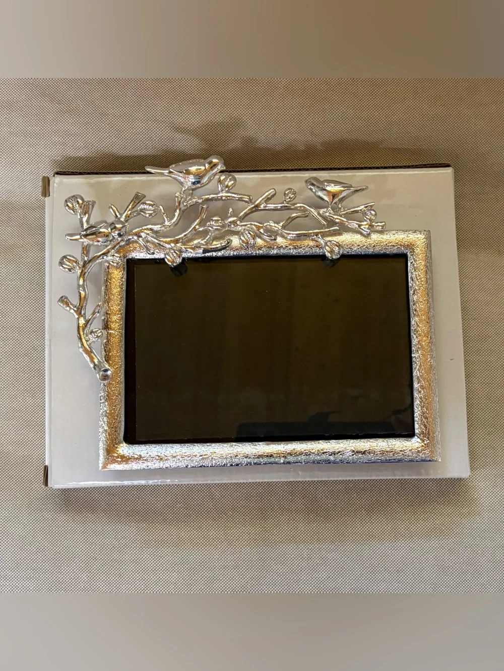 Silver Birds on Tree Branch Picture Frame - Elegant Home Accent for 4x6 pictures